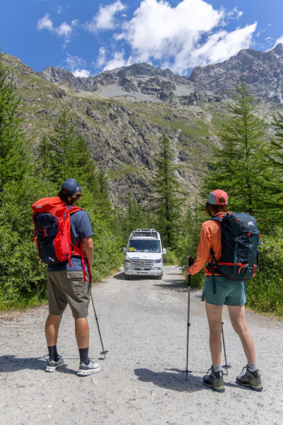 Le Pré de Madame Carle est accessible en navette tout l'été - Thibaut Blais Parc national des Écrins