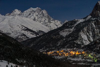 Pelvoux la nuit