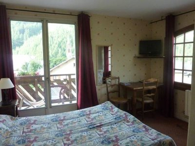 Chambre simple ou double avec son petit balcon