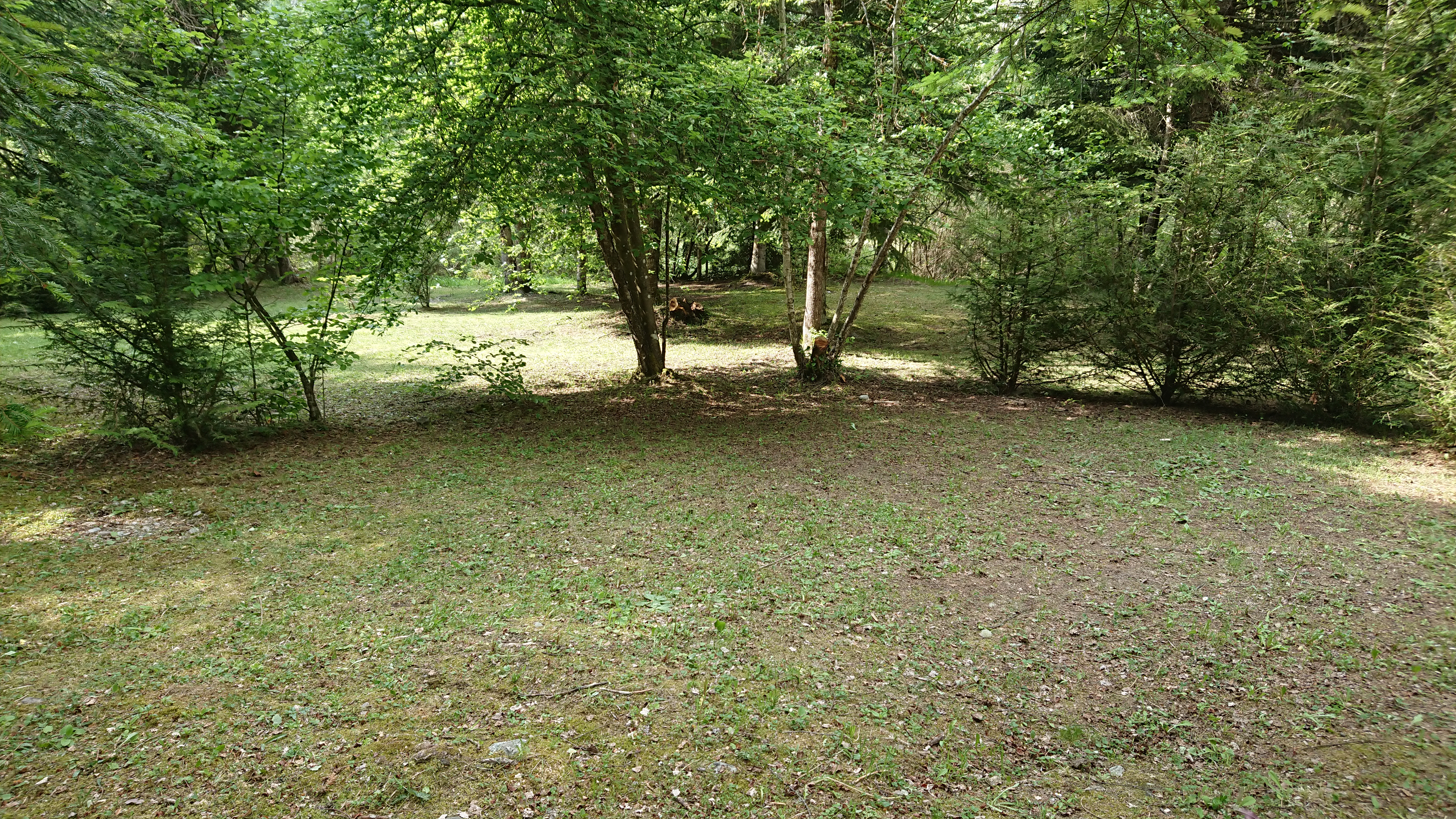 Camping Les Eaux douces à Villar-Loubière, vallée du Valgaudemar