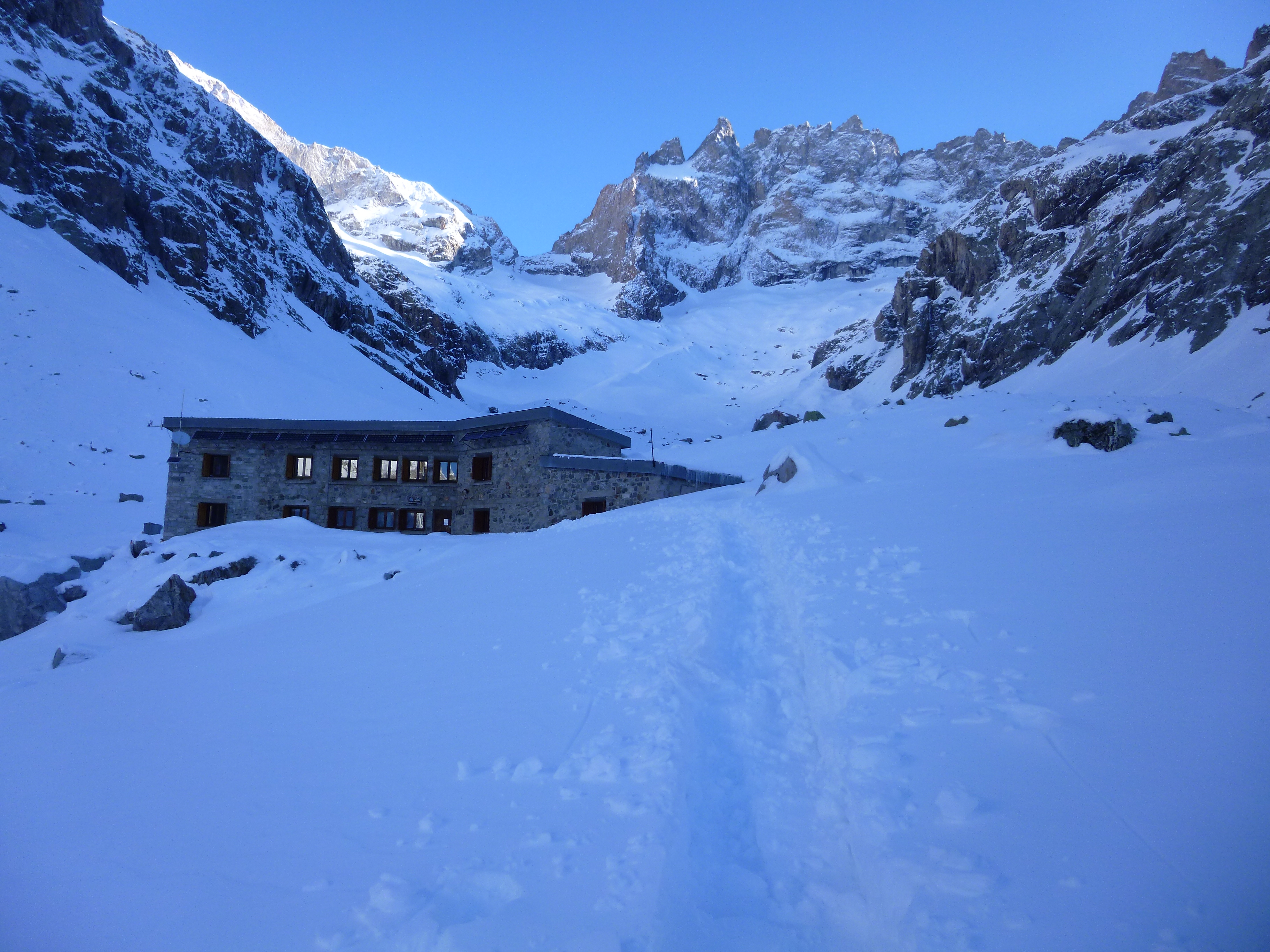 refuge Châtelleret - hiver