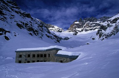 Refuge du Châtelleret et la Meije