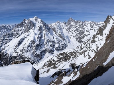 Le Mont Pelvoux et la Barre des Ecrins