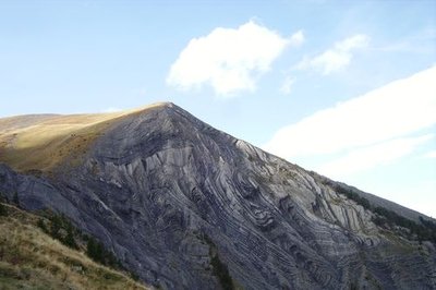  Plissements calcaires du ravin de l'Argentière