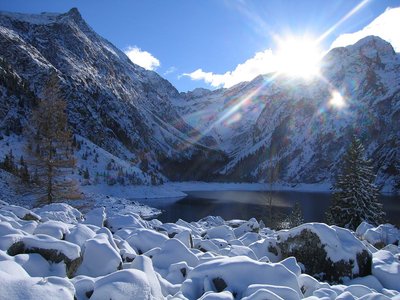 Lac du Lauvitel enneigé