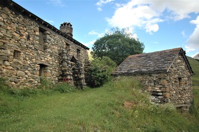 Maison traditionelle aux Rivets