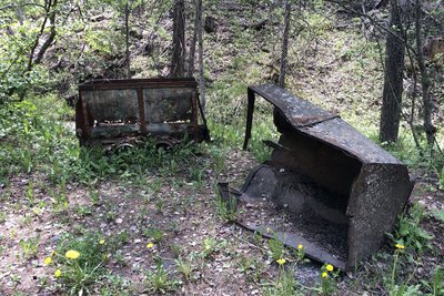 Vestiges de wagonnets à Villard-Saint-Pancrace