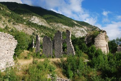 Ruines du château de Lesdiguières