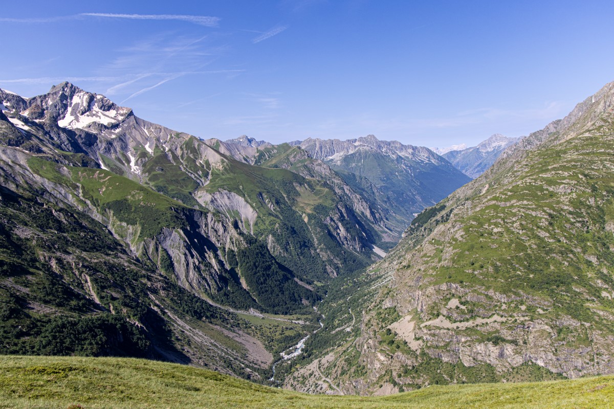 Vue sur la vallée du Valgaudemar