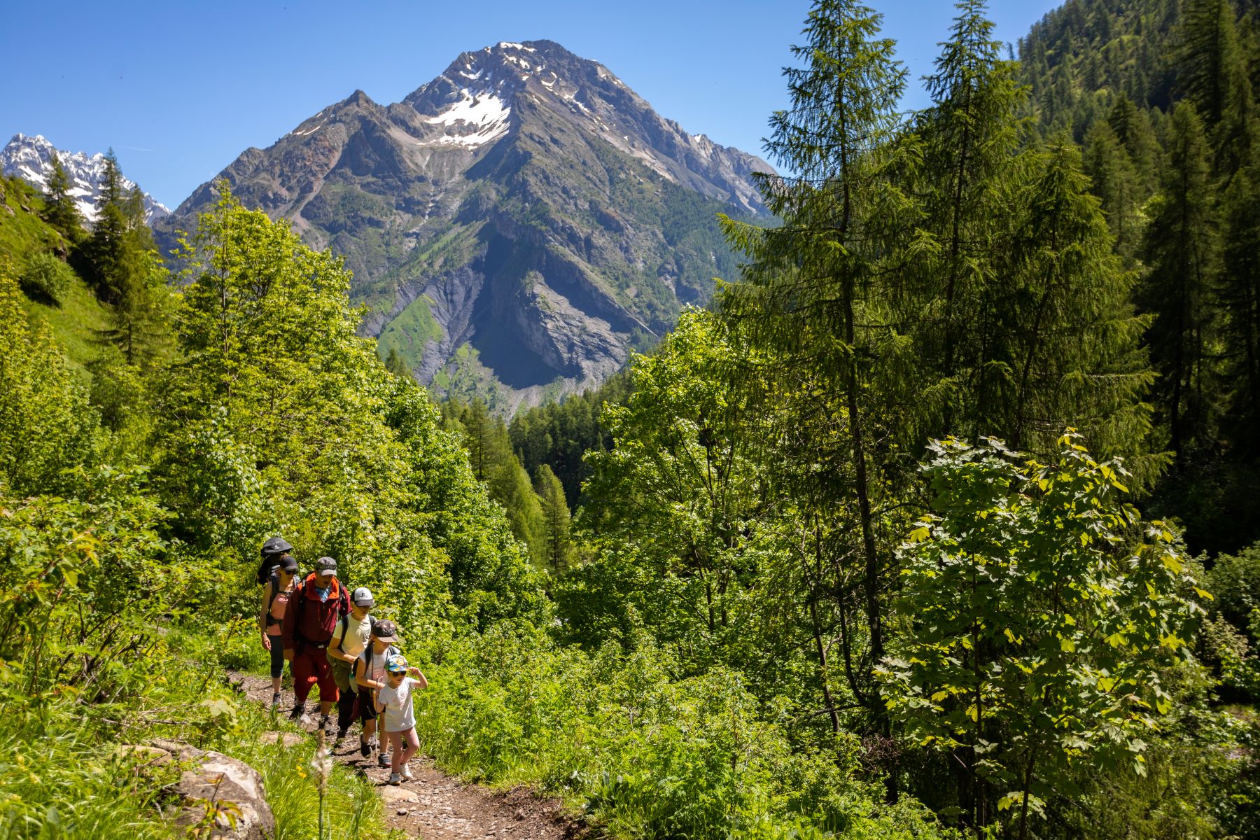 Montée au refuge du Tourond