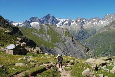 La cabane de berger de Vallonpierre sur le GR54