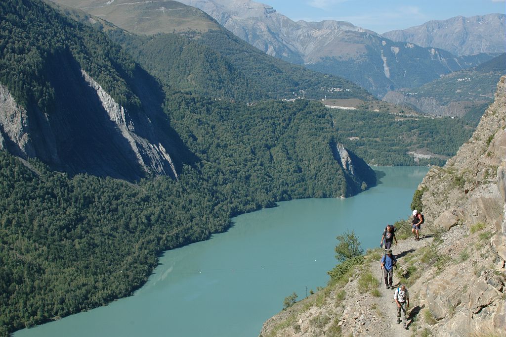 En balcon au-dessus du lac du Chambon