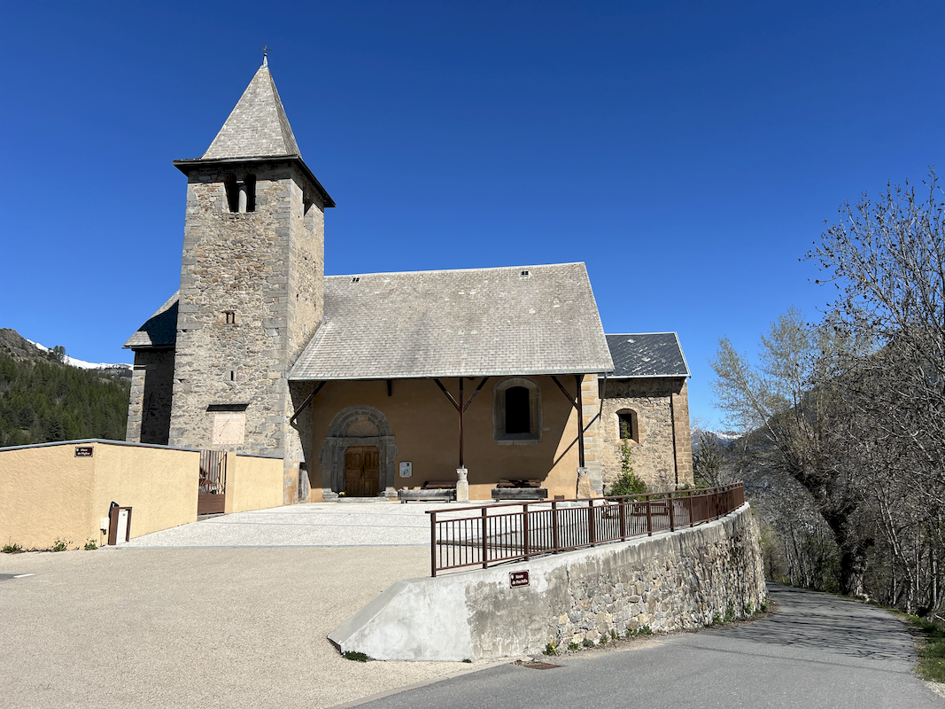 Église Saint Pierre, Champcella