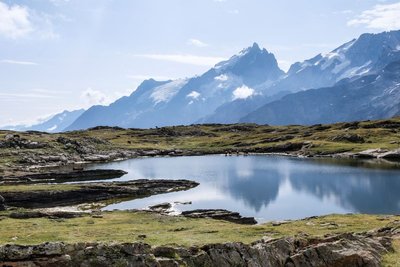 Lac Noir, au fond la Meije