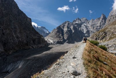 Sur la moraine du glacier Noir