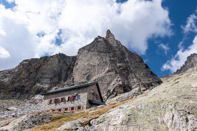 Refuge du Soreiller et aiguille Dibona