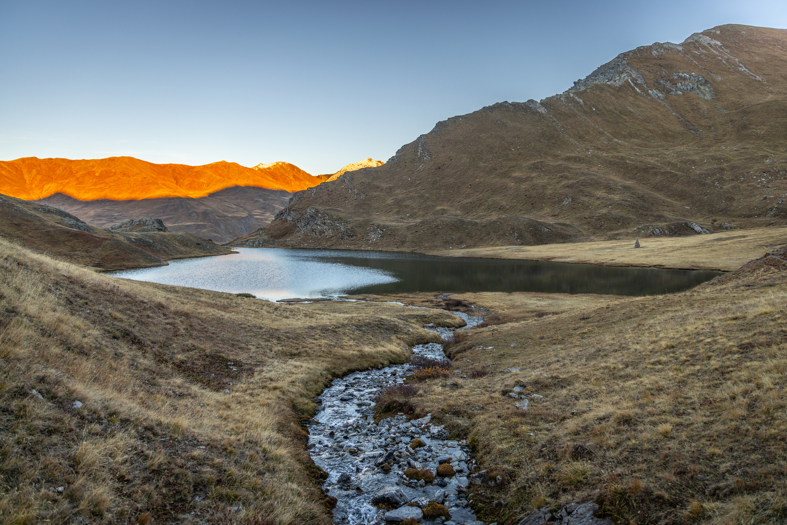 Le lac des Cordes depuis les Chalps